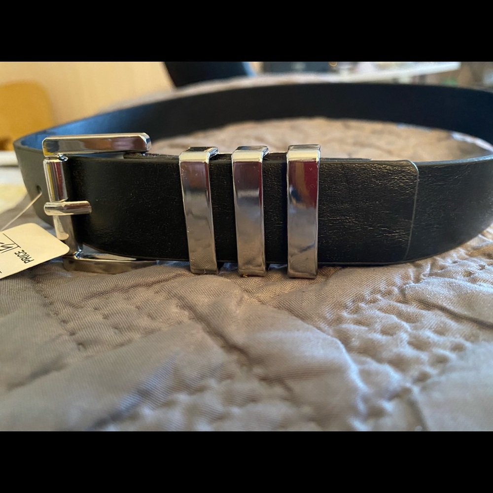 Michael Kors Black leather belt